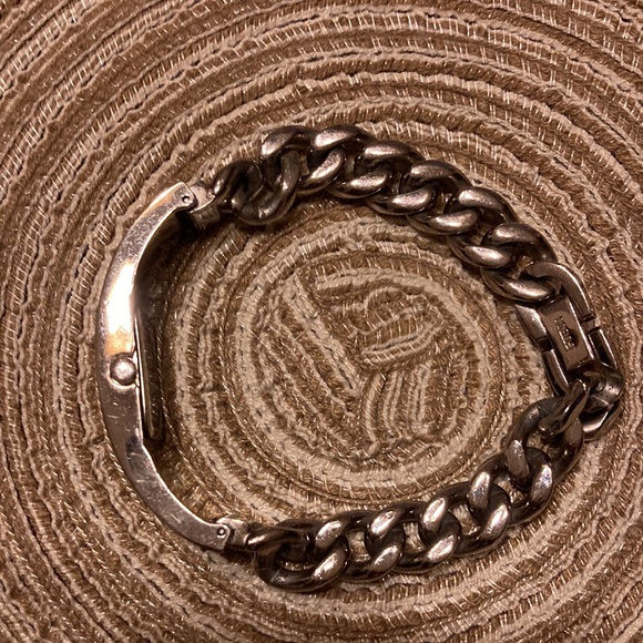 GUESS CHAIN BRACELET WATCH - Picture 2 of 5